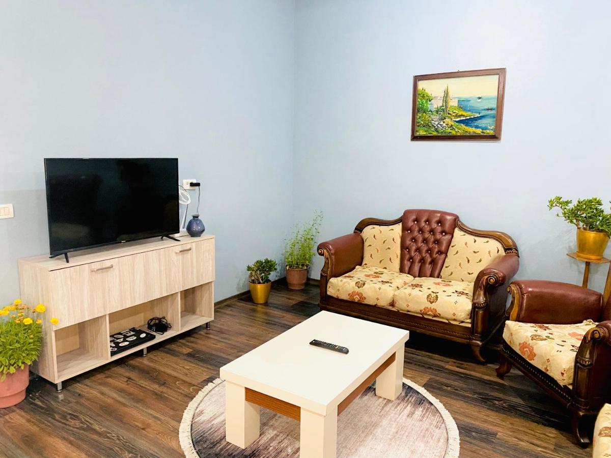 Apartmán Kb Downtown Gjirokastër Exteriér fotografie